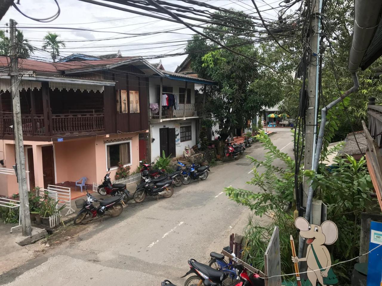 Luang Prabang Oudomlith Villa & Travel Exterior photo